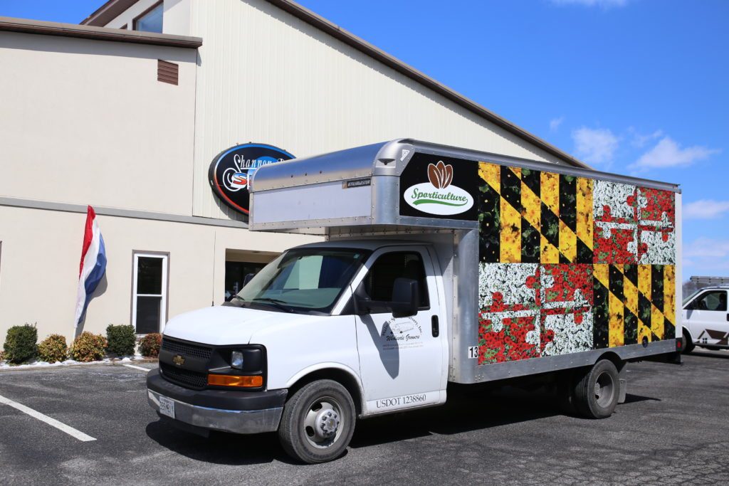 Box truck vinyl wrap